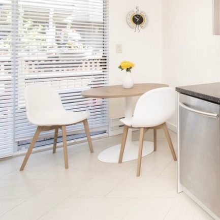 Planet 35" Dia Table