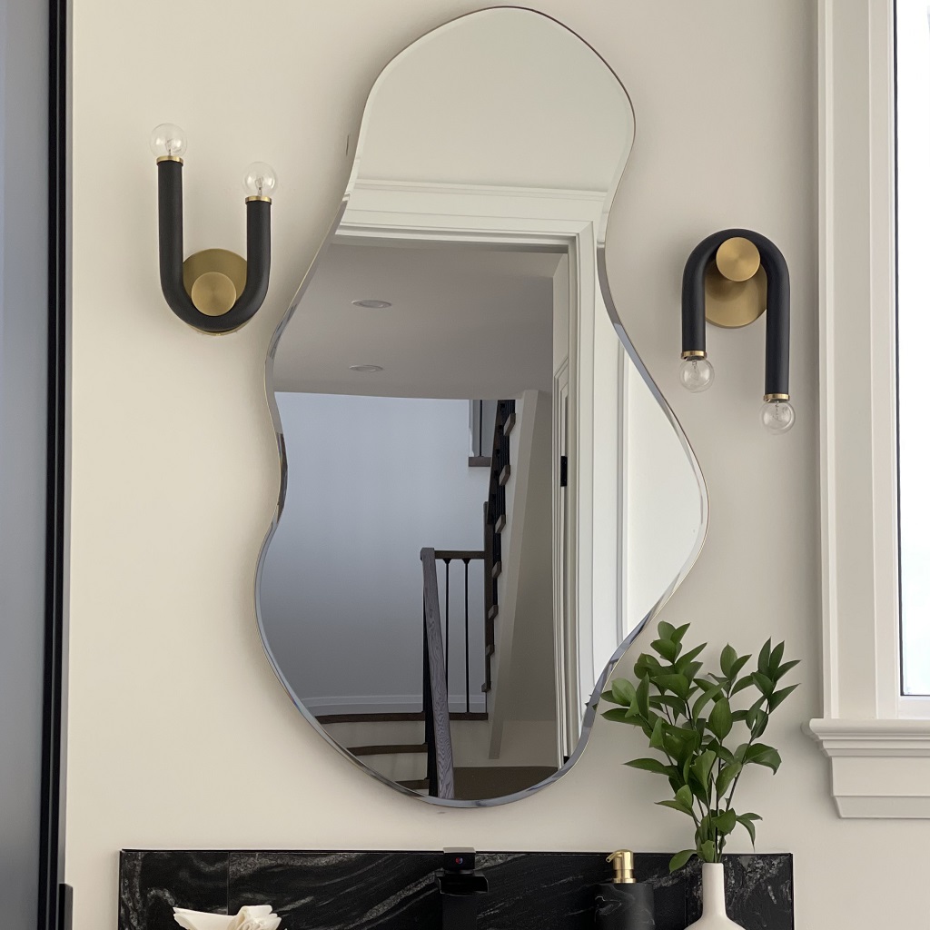whit-wall-sconce-lifestyle