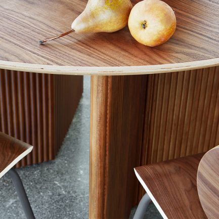 Atwell ⌀47" Dining Table