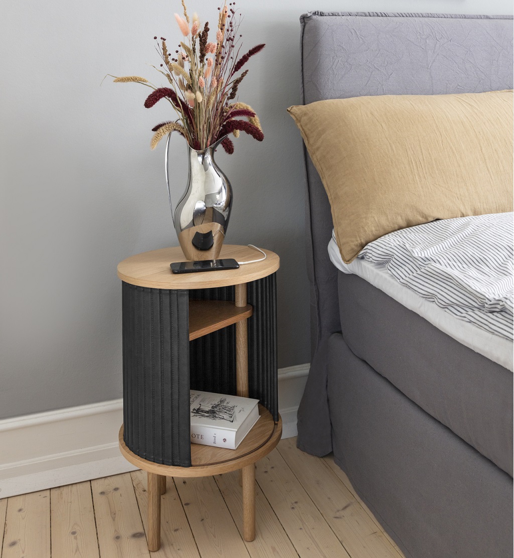 UMAGE lifestyle Audacious side table charcoal UMAGE lifestyle Audacious side table charcoal