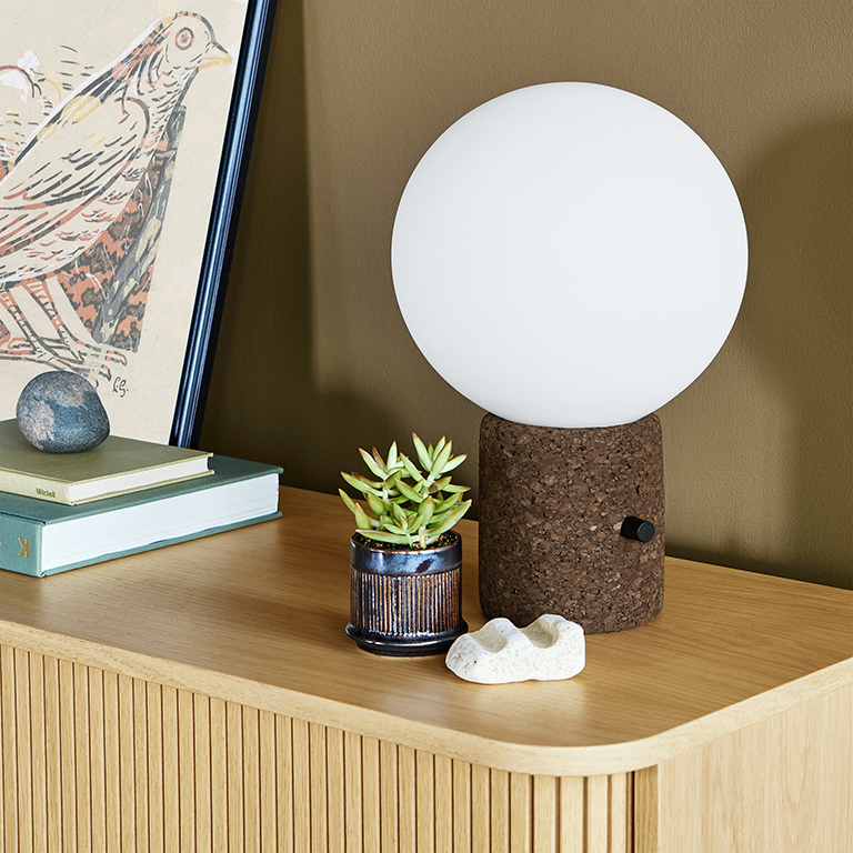 Monocle Table Lamp Cork Carbonized L01 Monocle Table Lamp Cork Carbonized L01